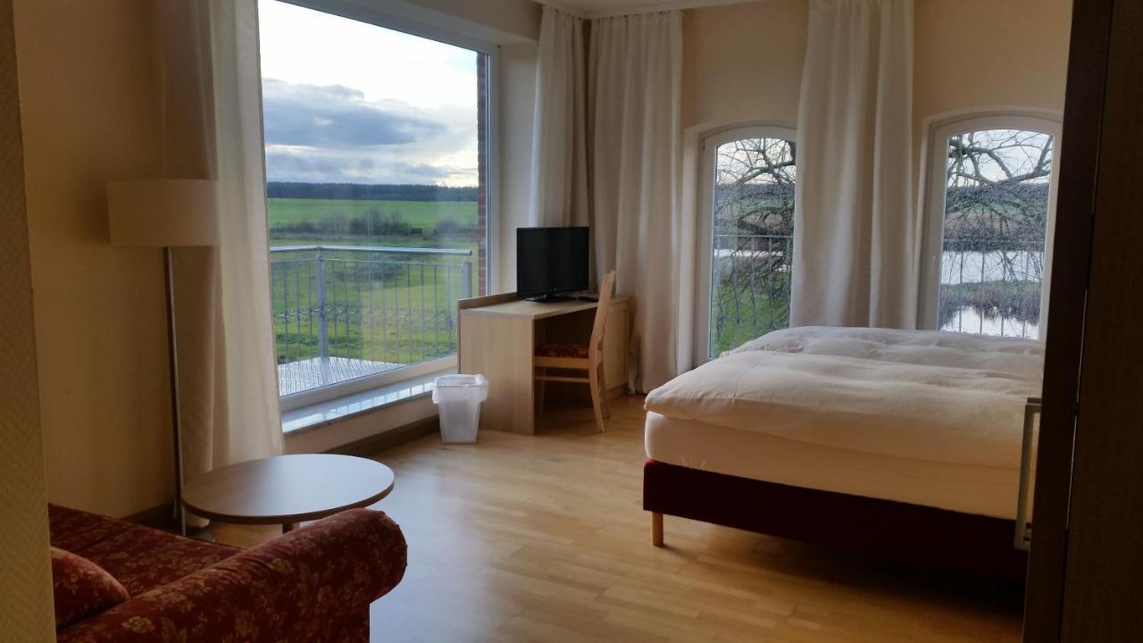 Landhotel Kreien Luaran gambar